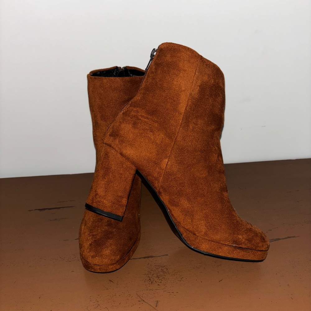 Catos Brand Booties